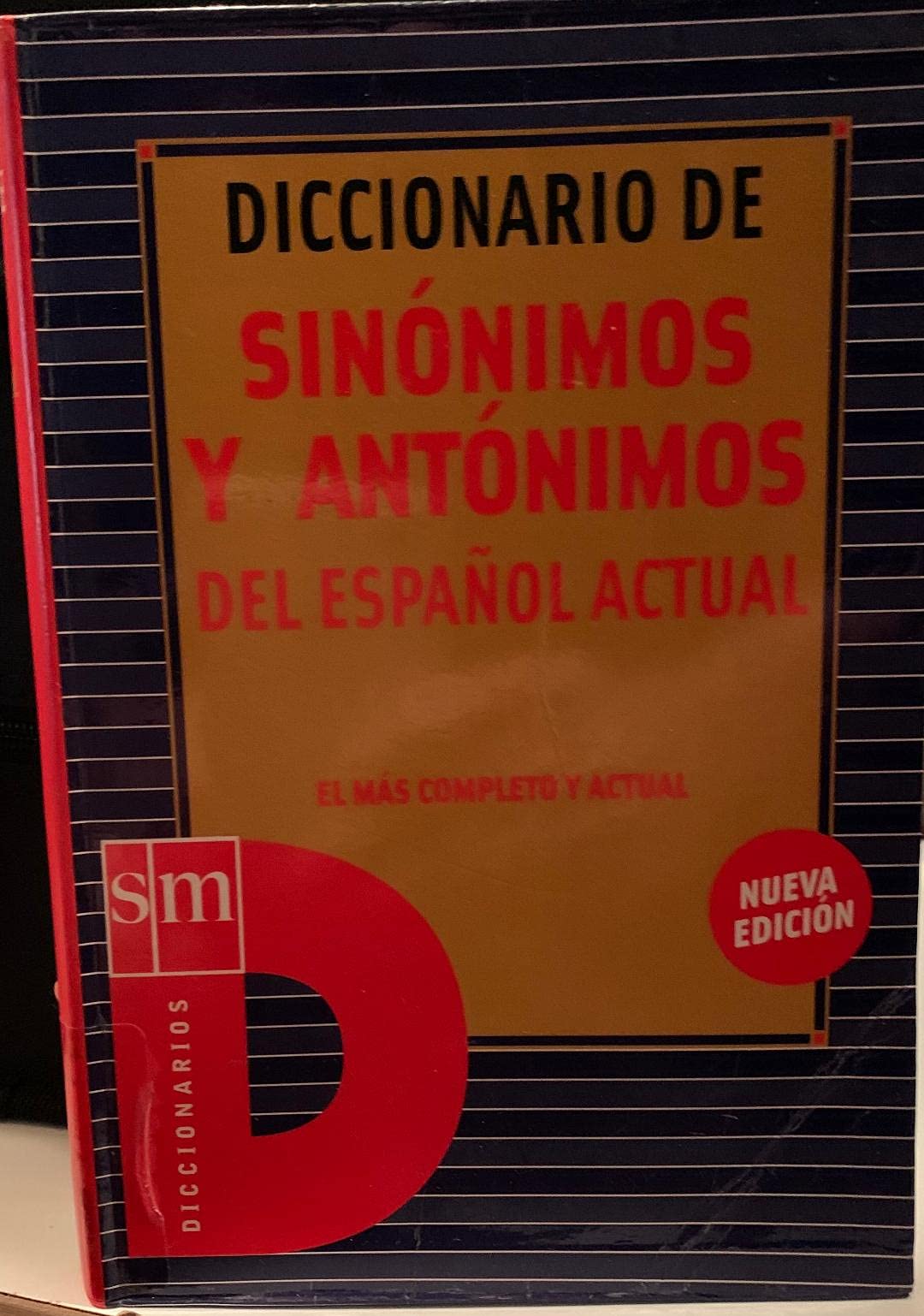 Diccionario De Synonimos Y Antonimos book