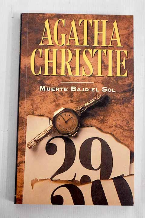 Muerte bajo el sol Books