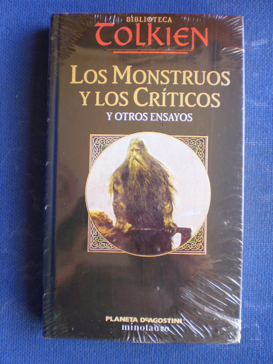 Los monstruos y los críticos y otros ensayos Books