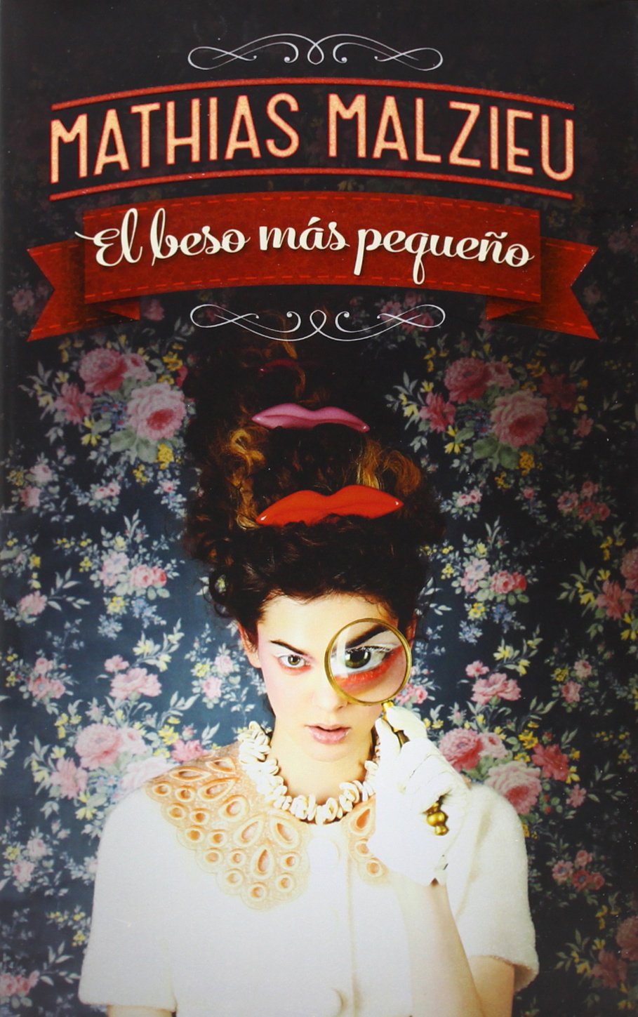 El beso mas pequeño / The Smallest Kiss book