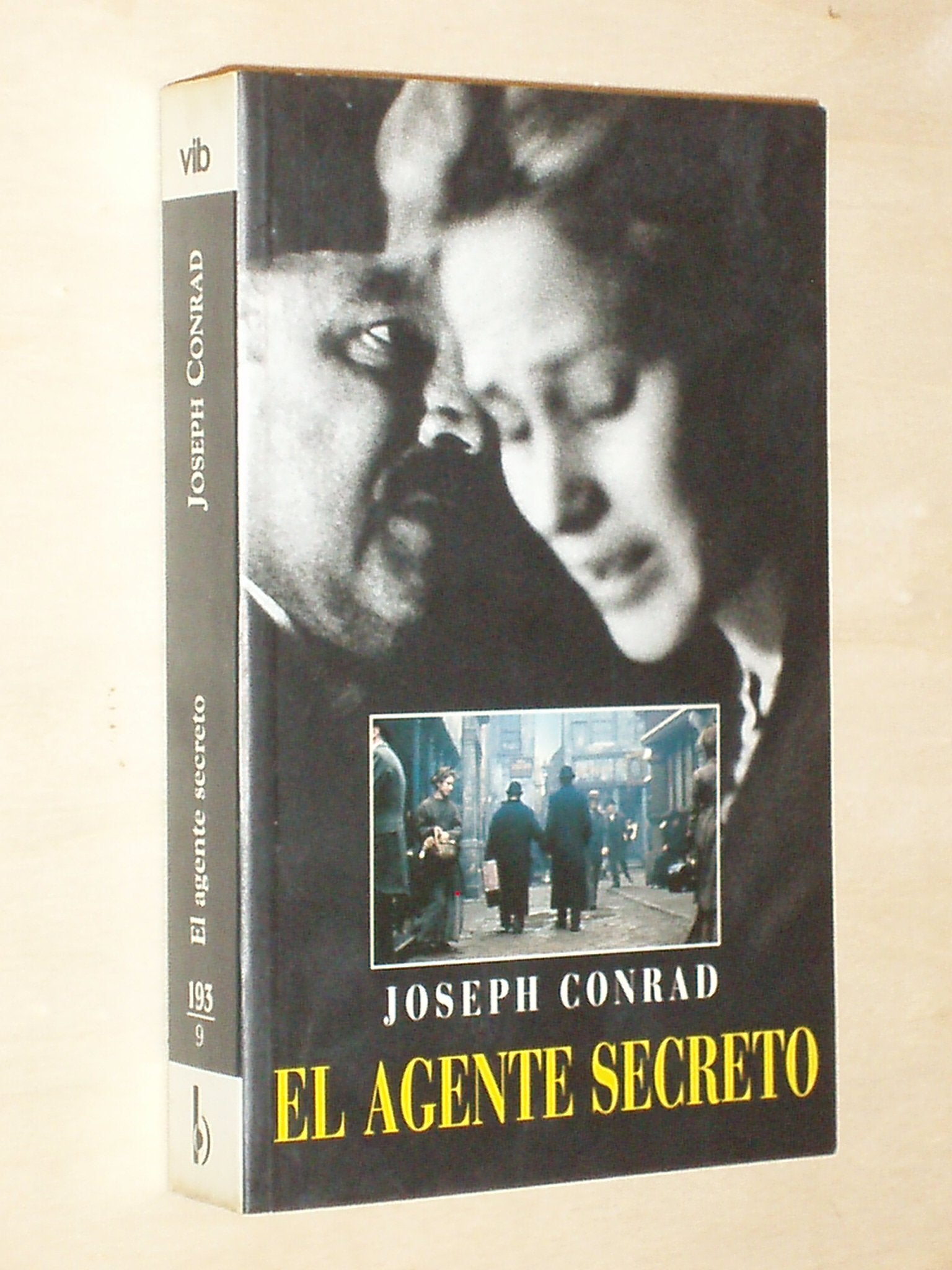 El agente secreto (Istorio Barregarriak) Books