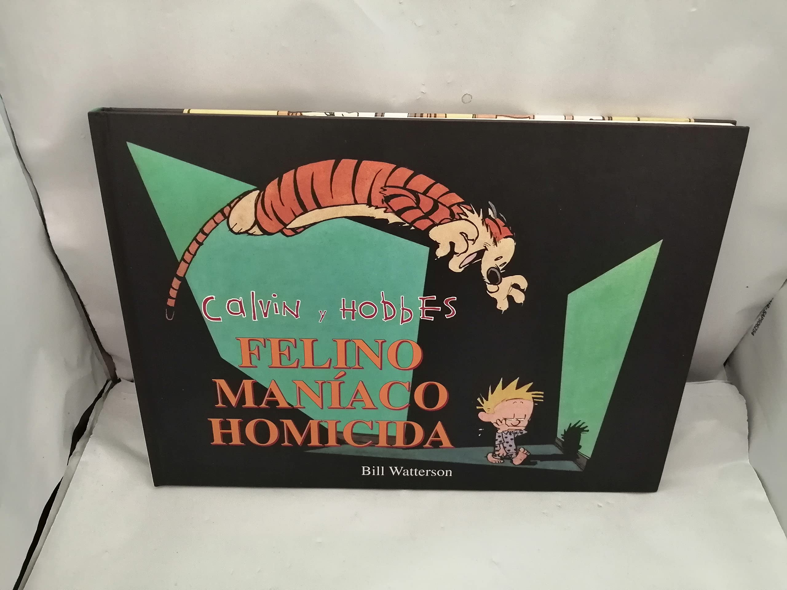 FELINO MANIACO HOMICIDA (SUPER CALVIN & HOBBE) Books