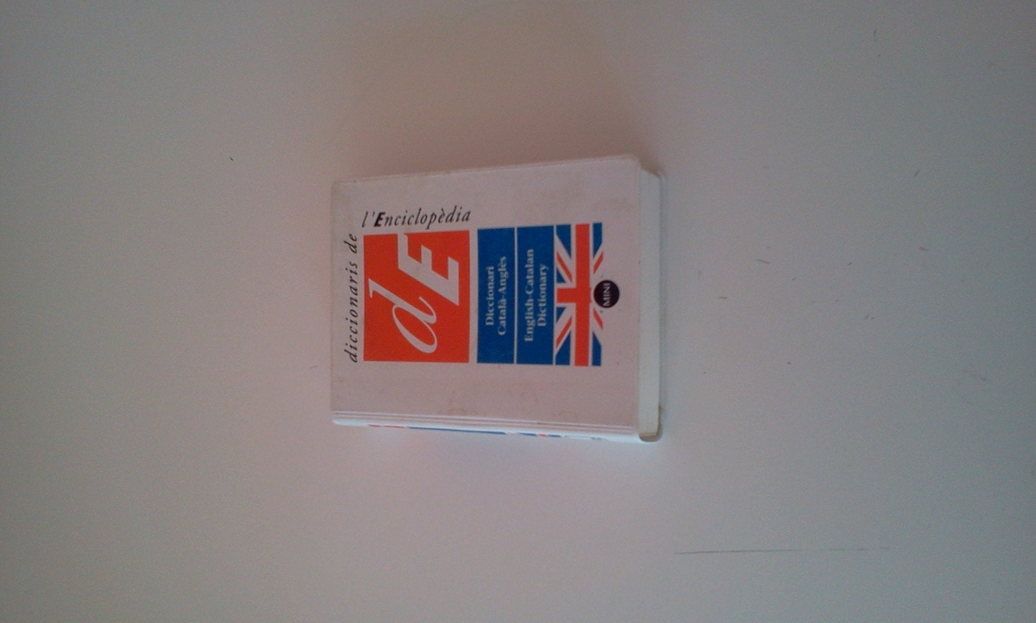 Catalan-English & English-Catalan Mini Dictionary book