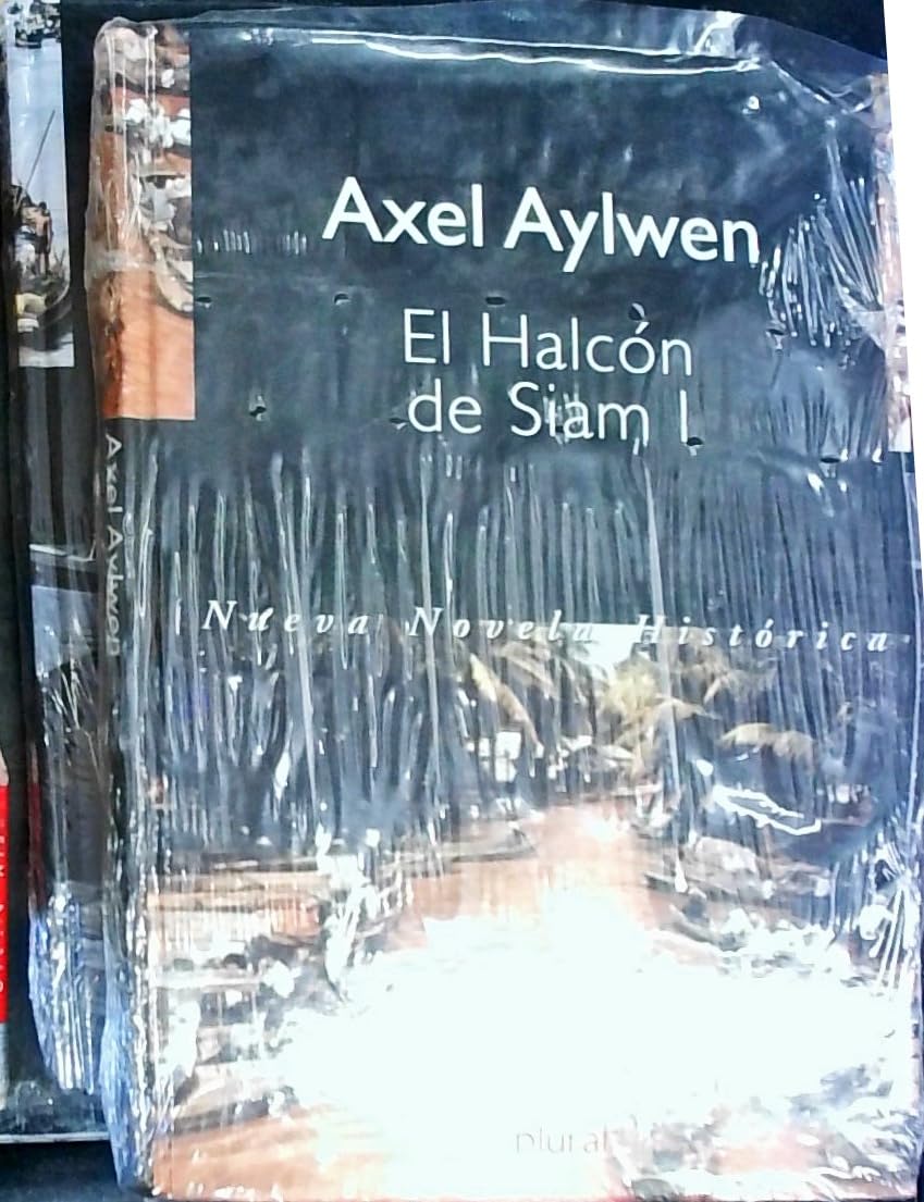 El Halcón de Siam (Tomos I y II). Traducción de Camila Batles. book
