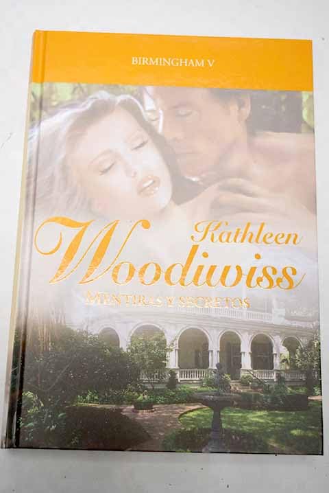 Mentiras y secretos Books