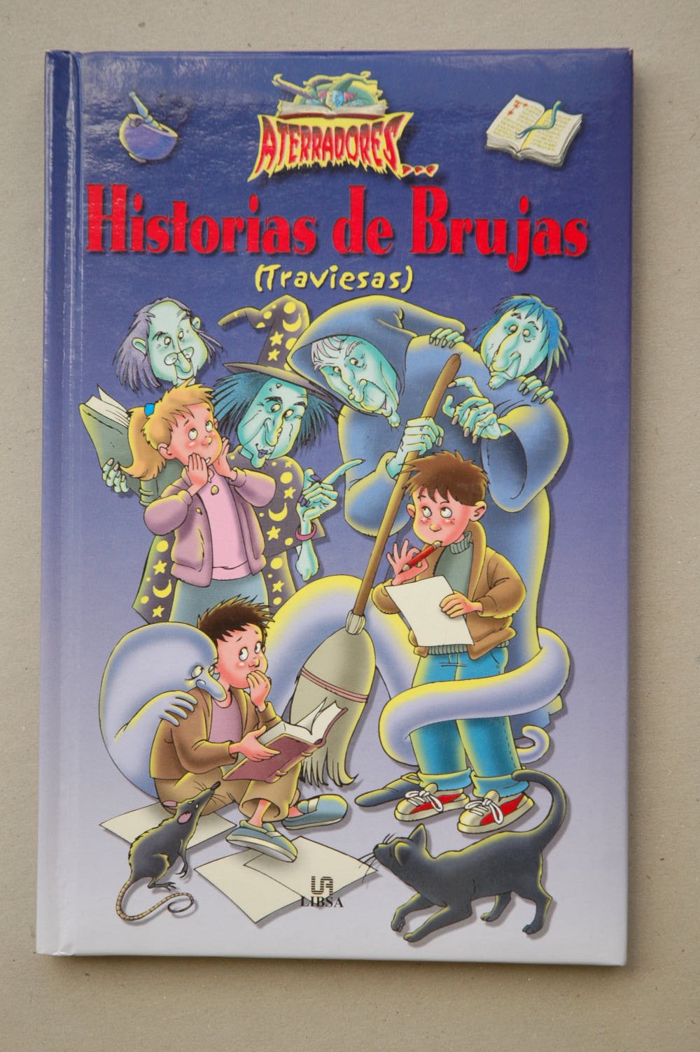 Historias de brujas traviesas book
