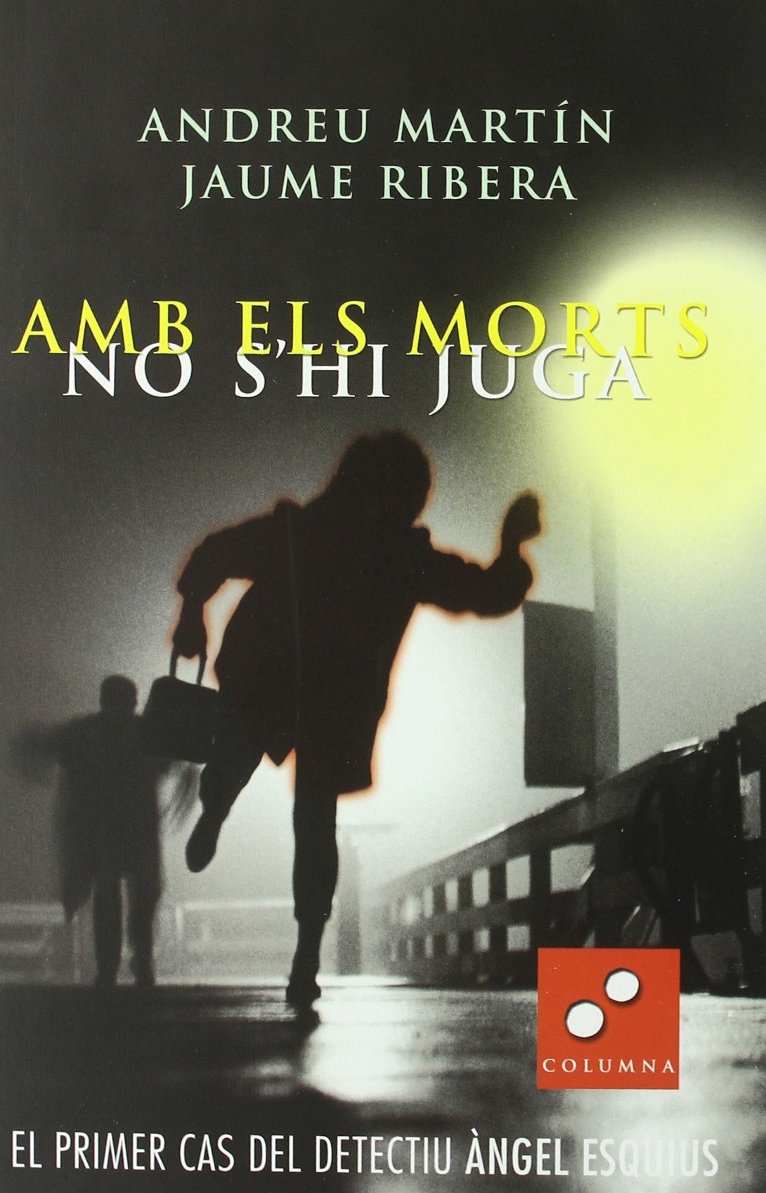 Amb els morts no s'hi juga book