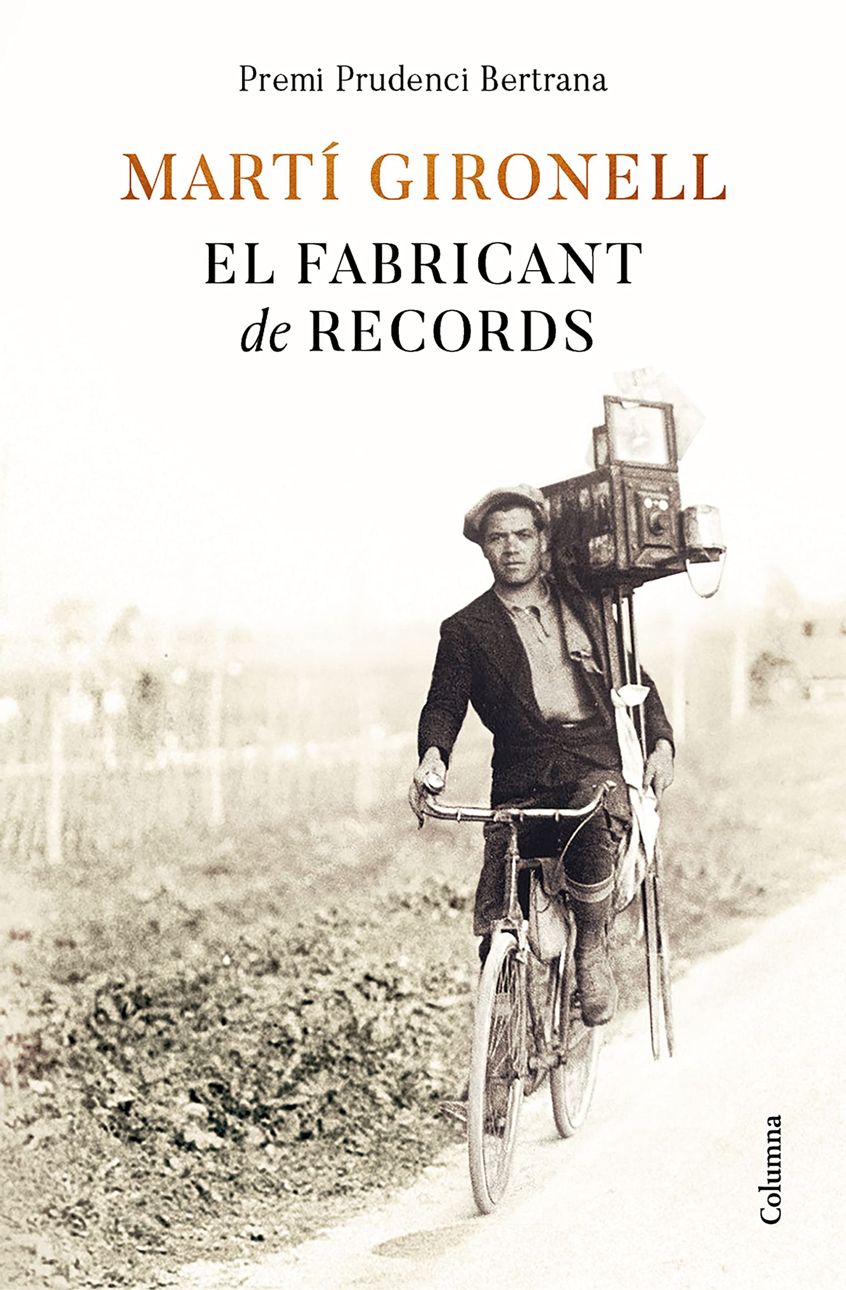 El fabricant de records: Premi Prudenci Bertrana 2022 (Clàssica, Band 1375) Contemporary literature