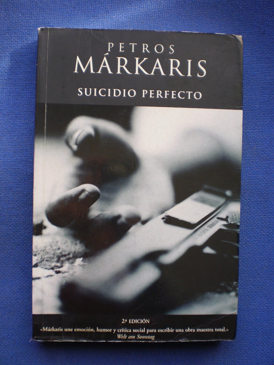 SUICIDIO PERFECTO (AFLUENTES, Band 0) Contemporary literature