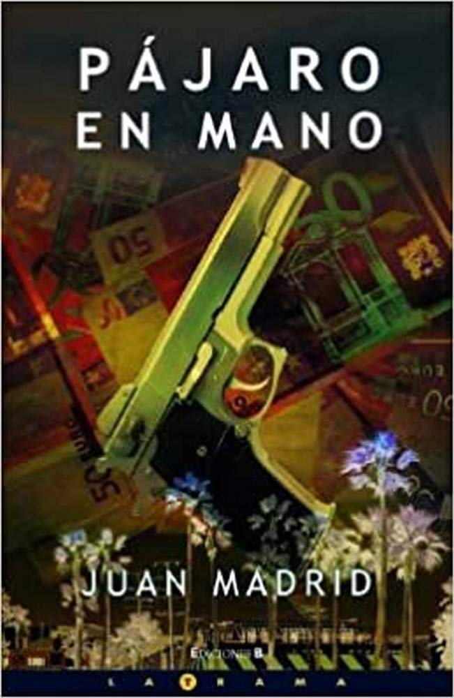 PAJARO EN MANO (LA TRAMA) Books