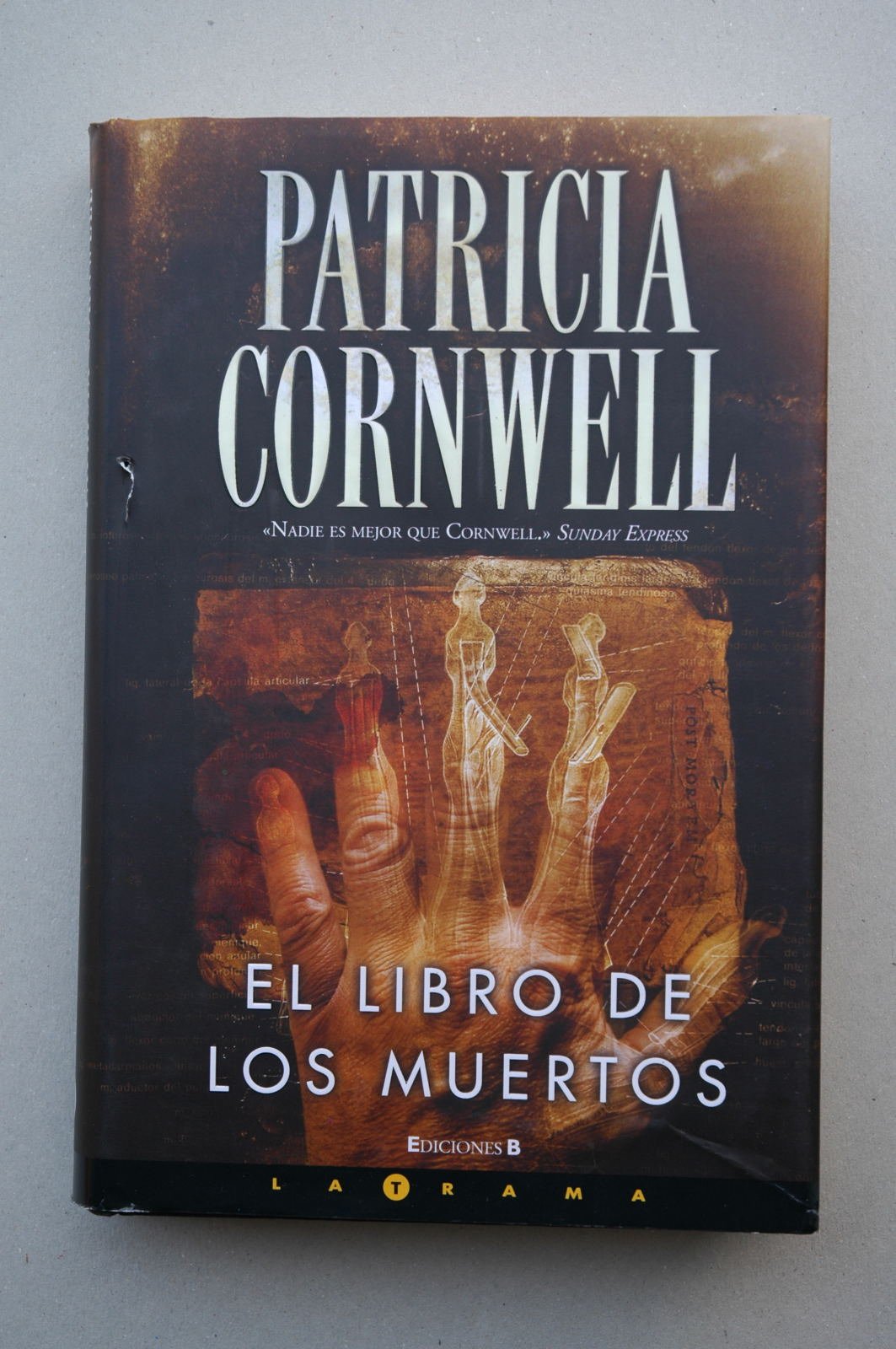 EL LIBRO DE LOS MUERTOS: 15º VOLUMEN: SERIE KAY SCARPETTA (LA TRAMA, Band 0) Action & Adventure