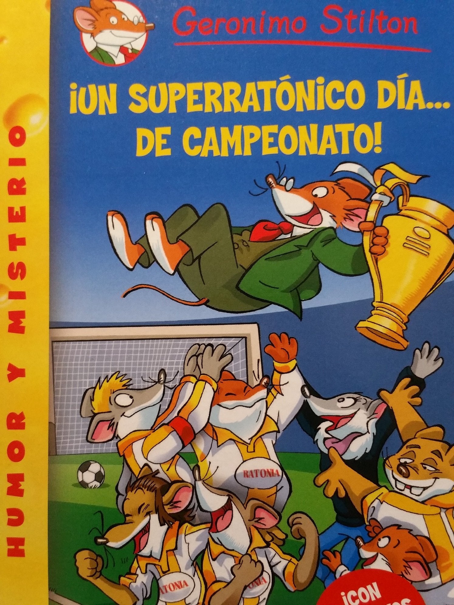 ¡Un Superratónico Día De Campeonato! book