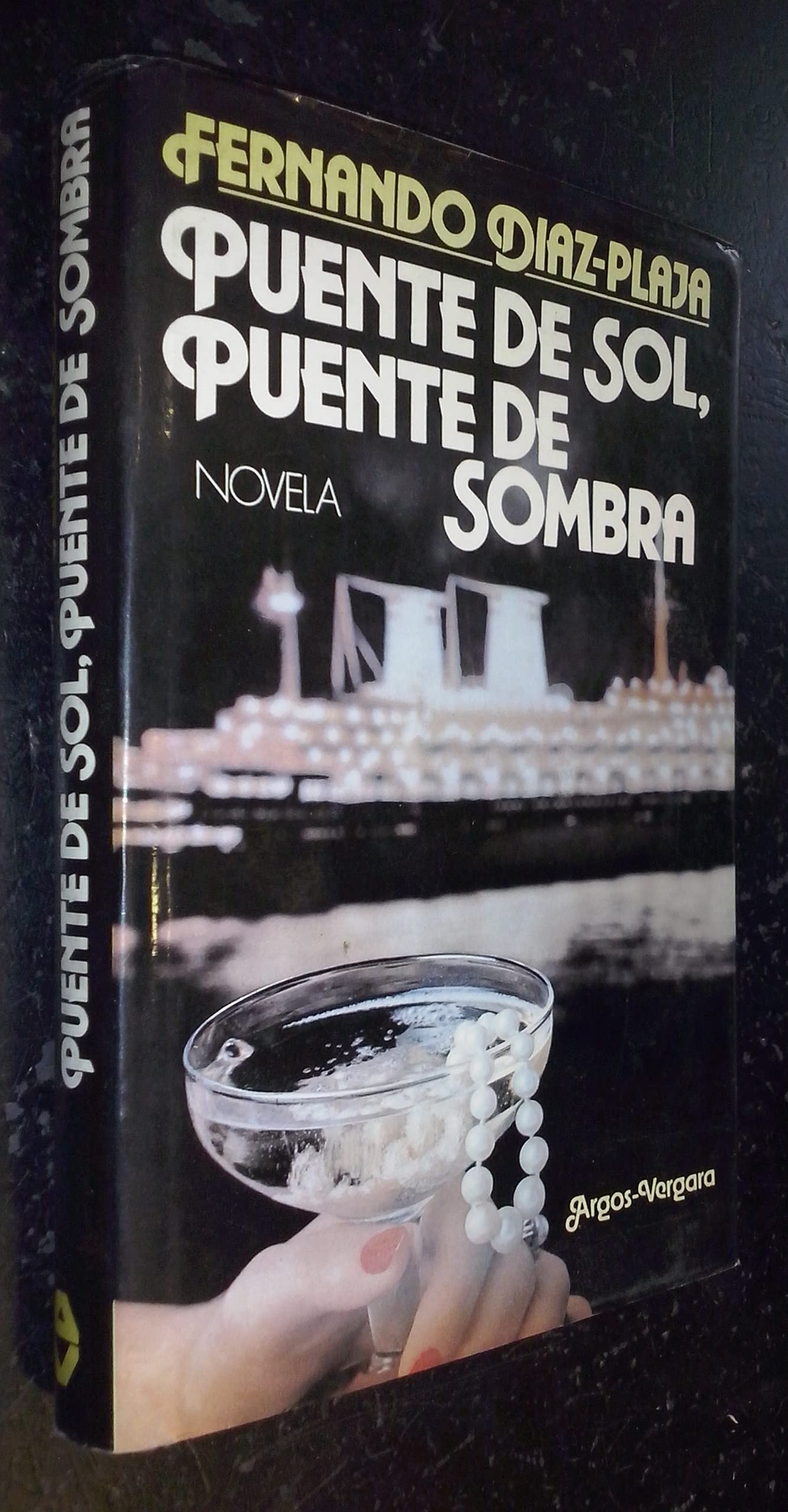 Puente de sol, puente de sombra Books