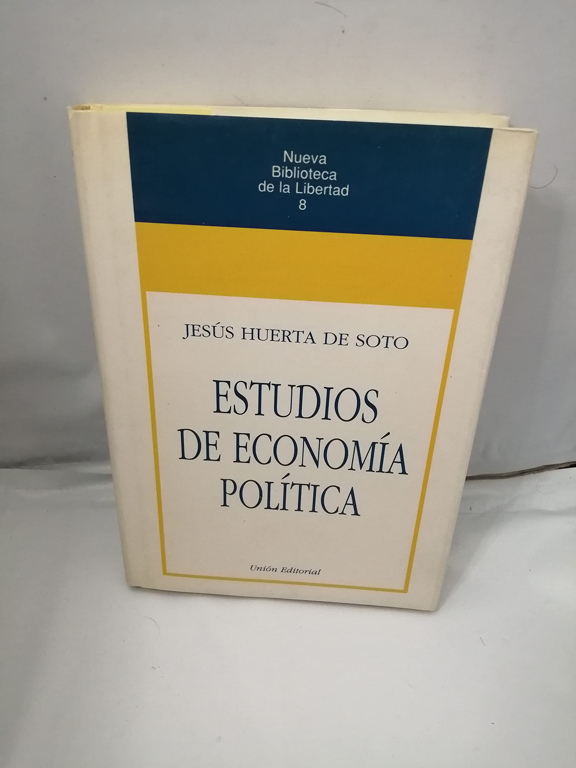 Estudios De Economia Politica book