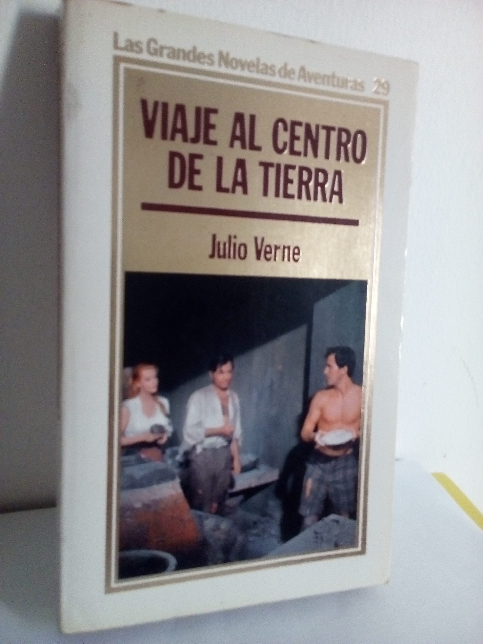 VIAJE AL CENTRO DE LA TIERRA book