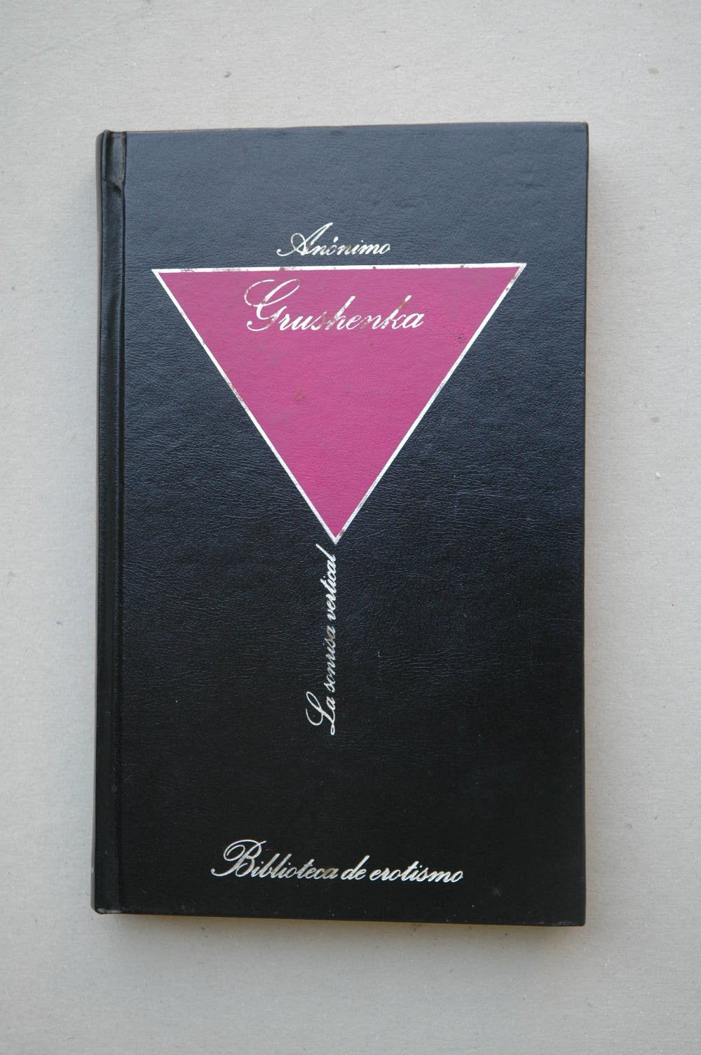 Gushenka, tres veces mujer book