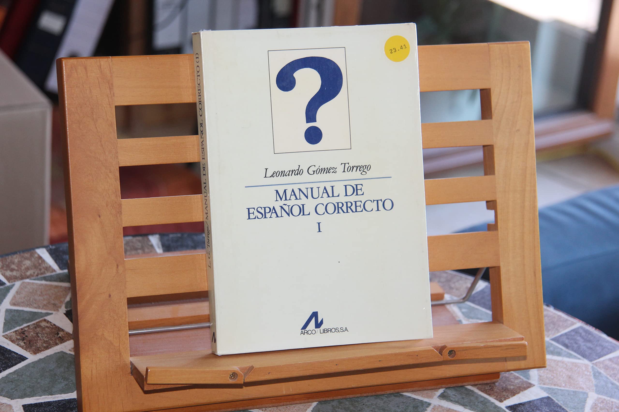 Acentuación, puntuación, ortografía, pronunciación book