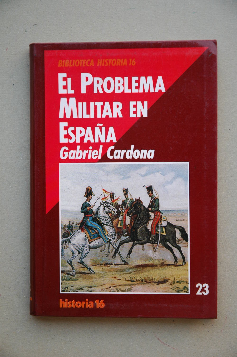 El problema militar en España Books