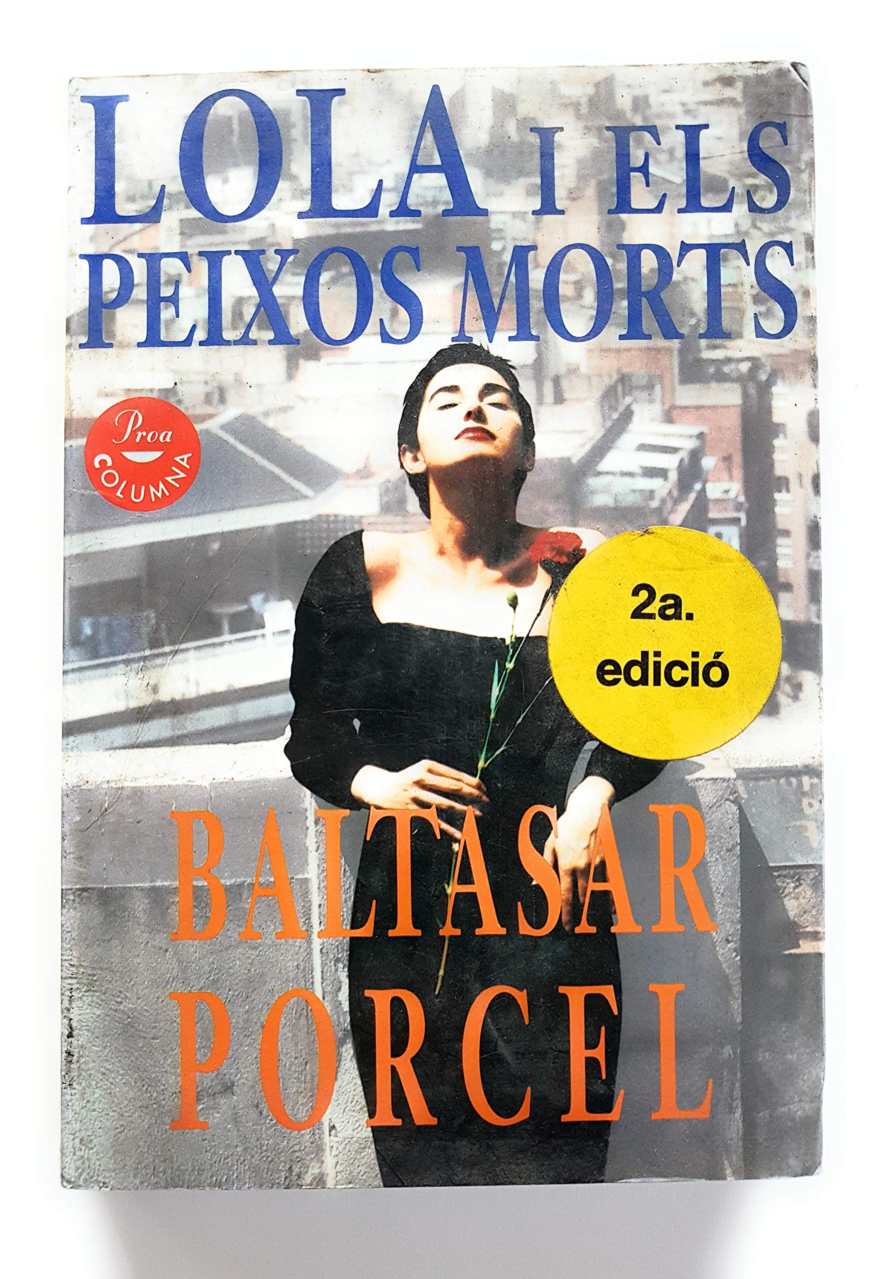 Lola i els peixos morts book