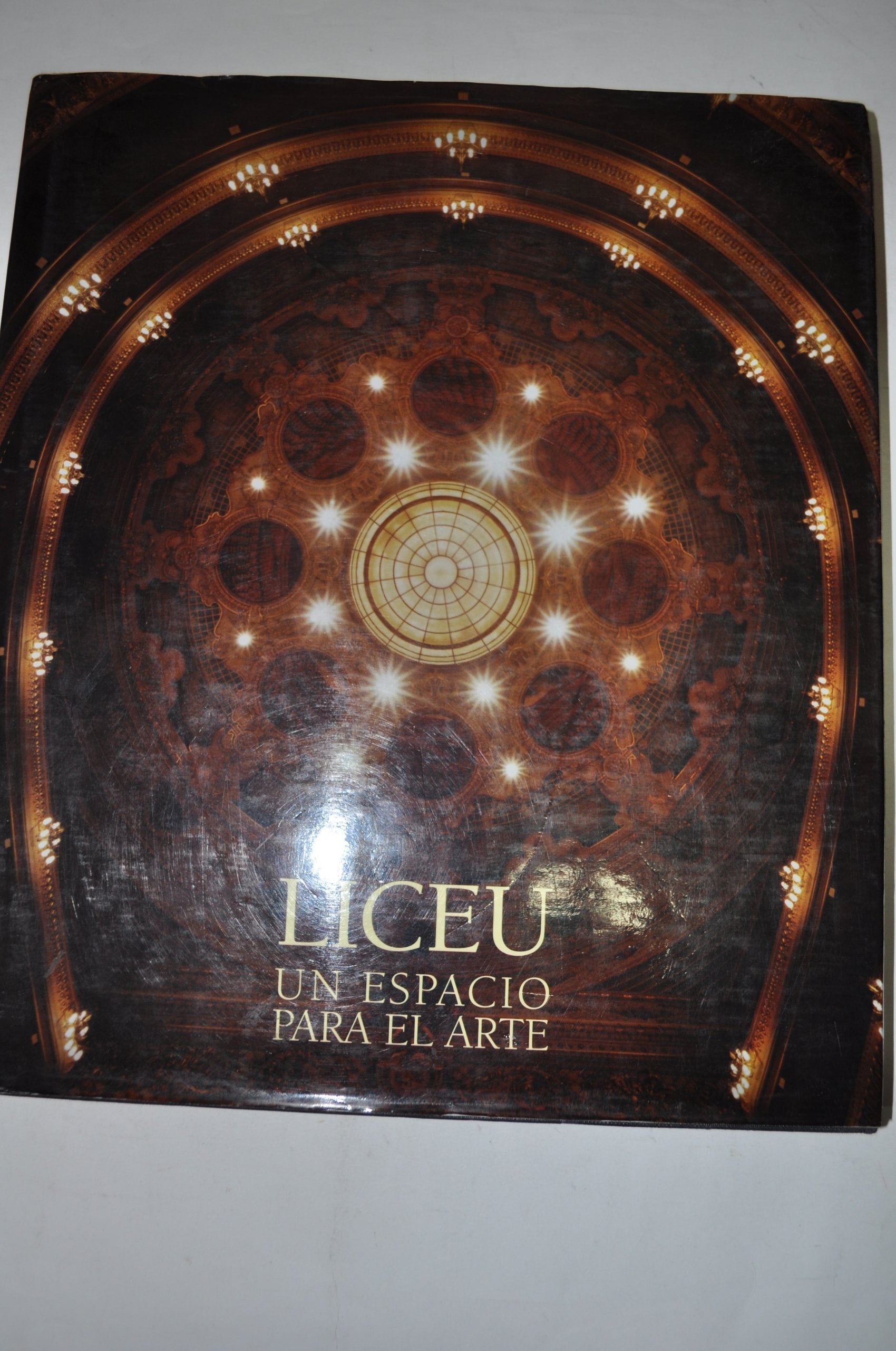 Liceu - Un Espacio Para El Arte Books