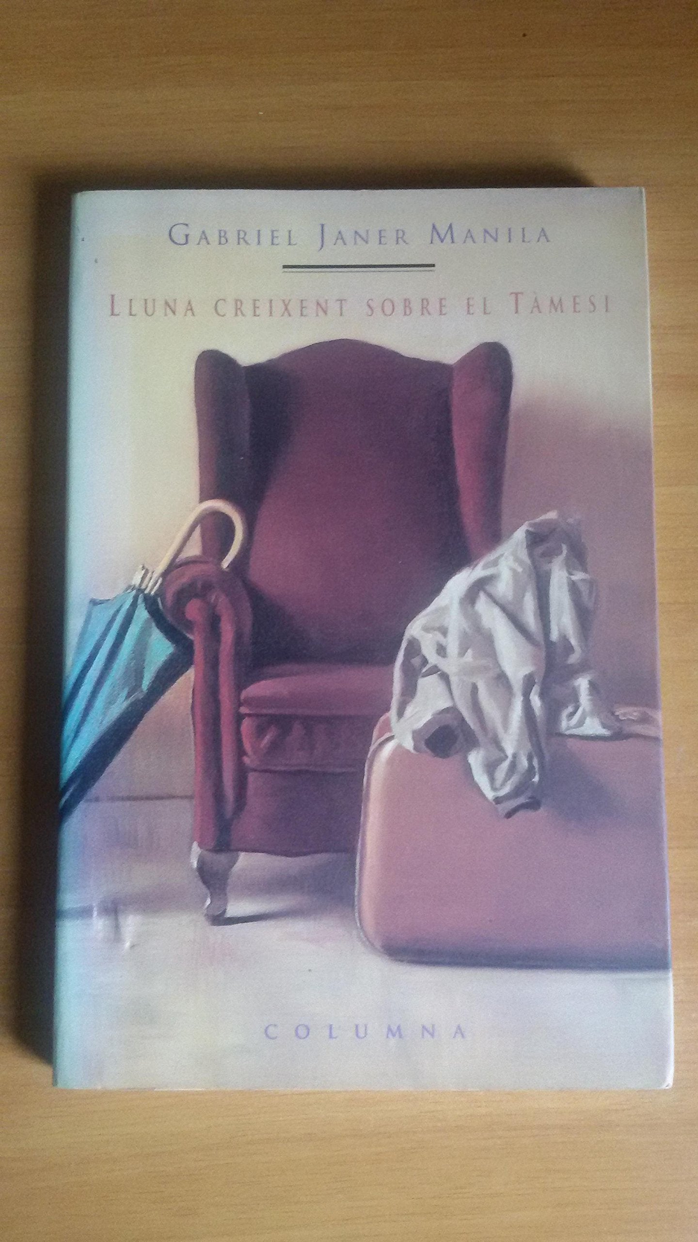 Lluna creixent sobre el Tàmesis Contemporary literature