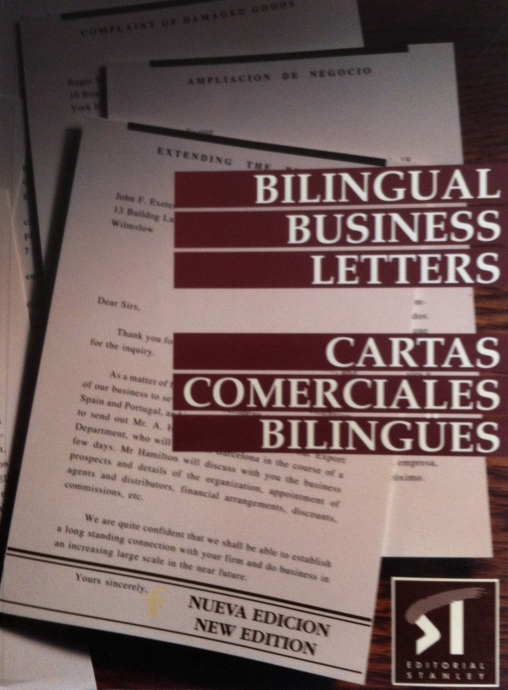 Bilingual Business Letters/Cartas Comerciales Bilingues, Bilingual Edition book