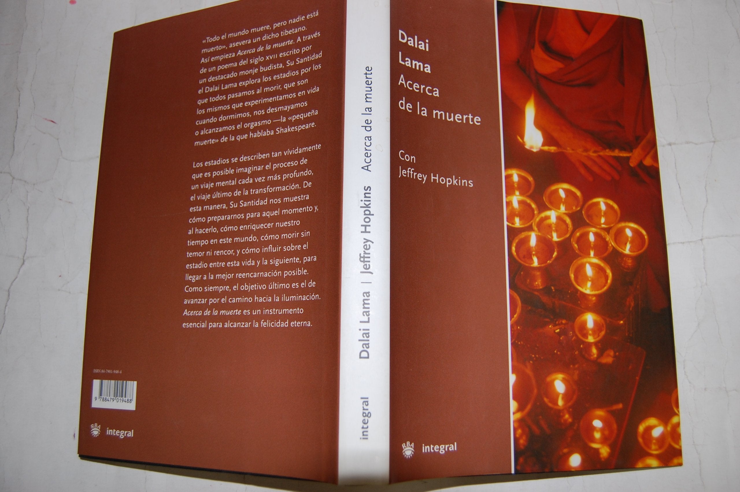 Acerca de la muerte . Dalai lama book