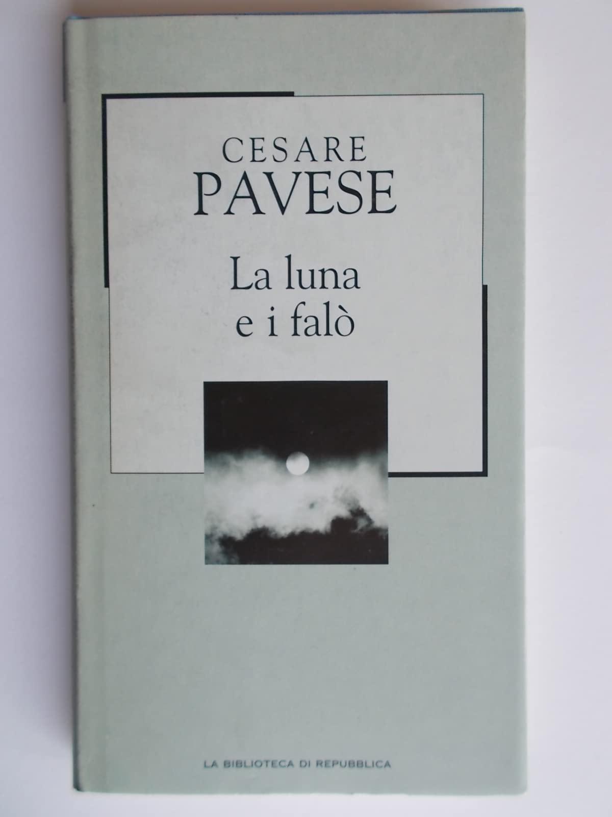 La luna e i falò Books