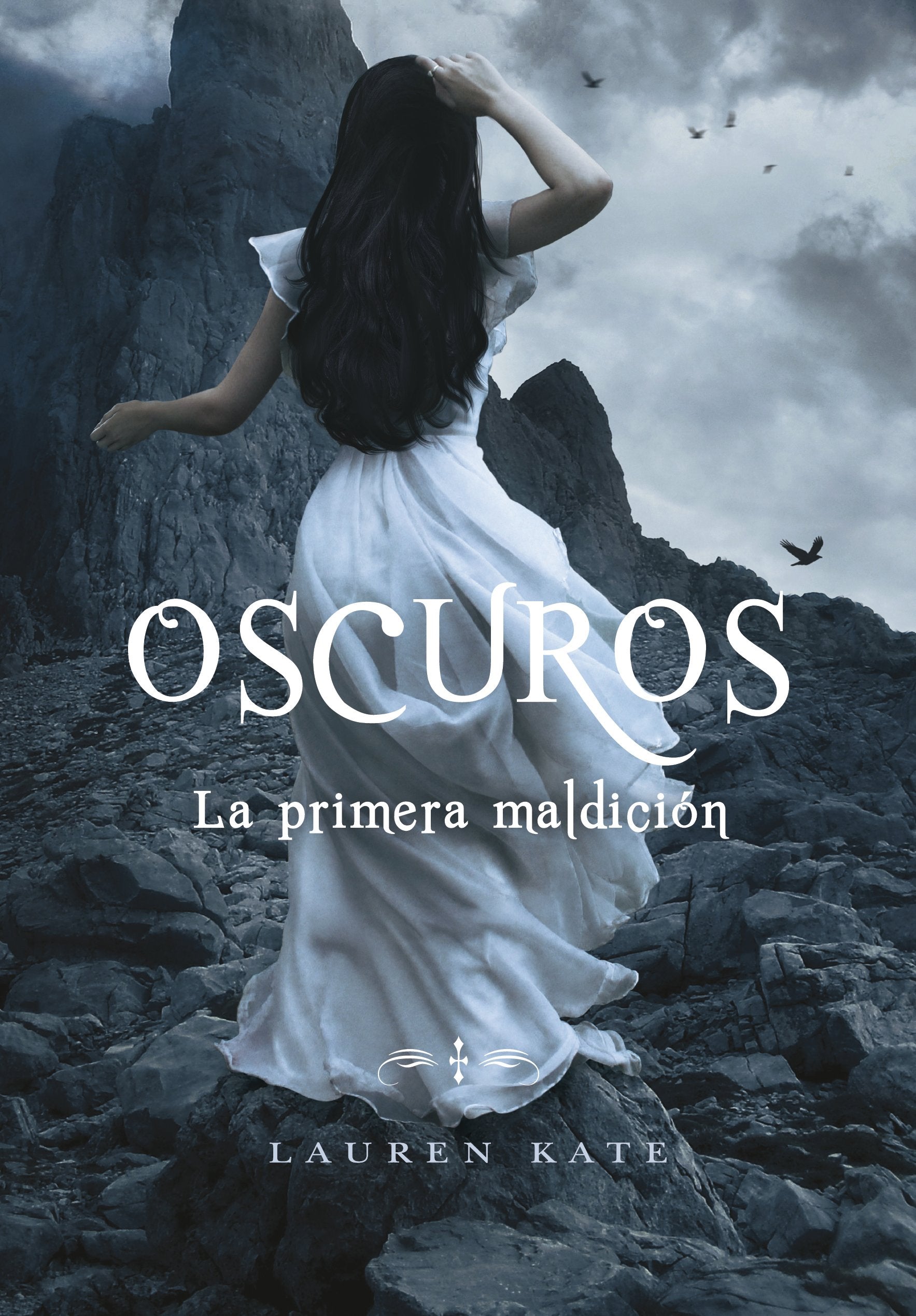 Oscuros 4. La primera maldición (Montena, Band 4) Social Sciences