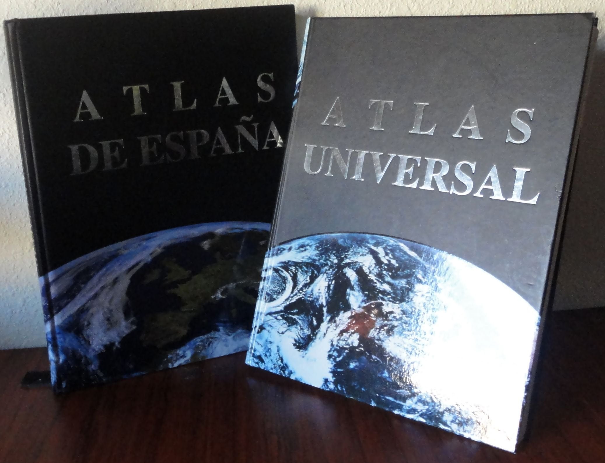 Atlas universal y de España: Atlas universal Books