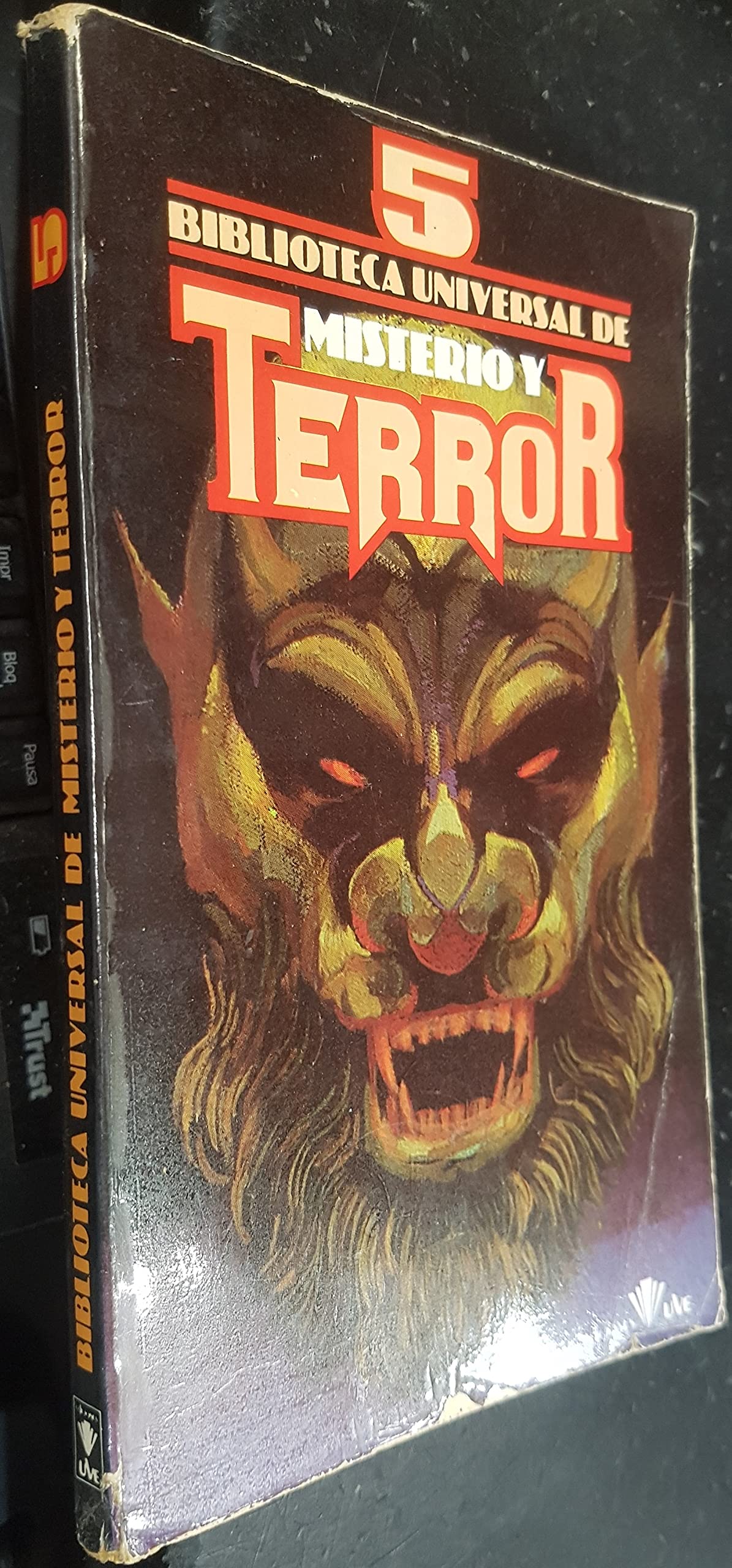 Biblioteca universal de misterio y terror, número 5 Books