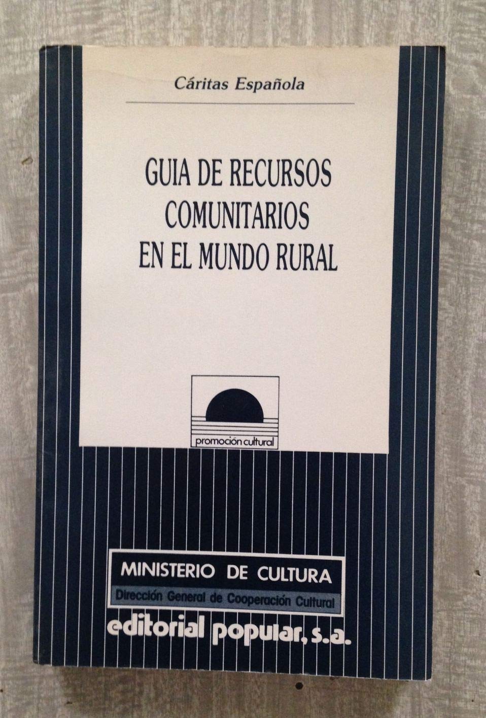 Guia de recursos comunitarios en el mundo rural book