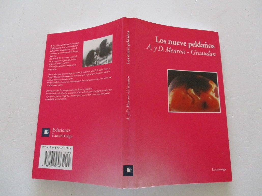 Los nueve peldaños (BIBLIOTECA MEUROIS-GIVAUDAN) Books