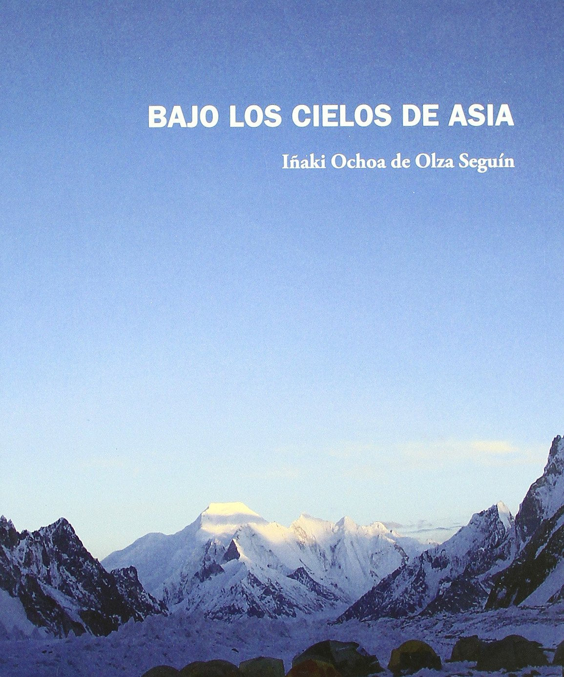 Bajo los cielos de Asia book