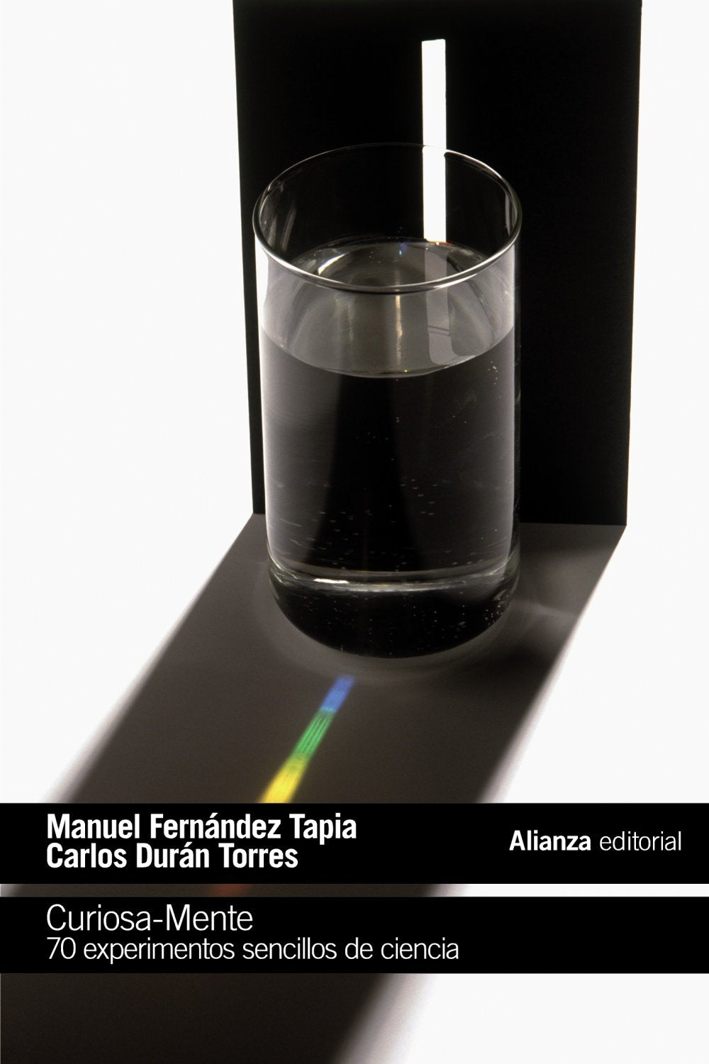 Curiosa-Mente: 70 experimentos sencillos de ciencia book