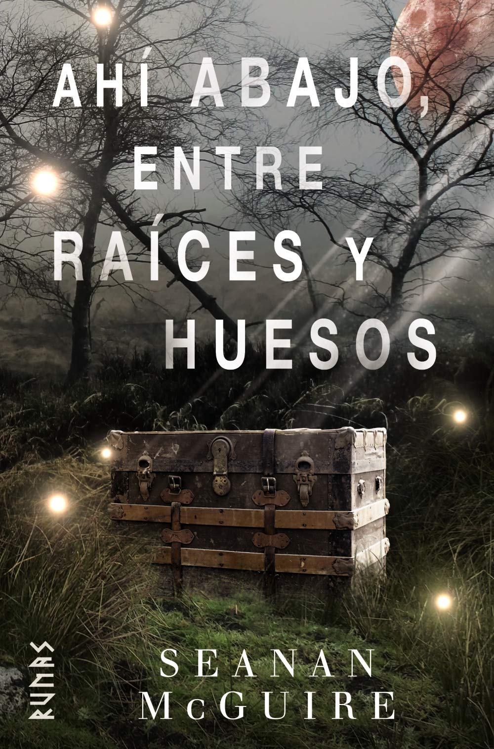 Ahí abajo, entre raíces y huesos book