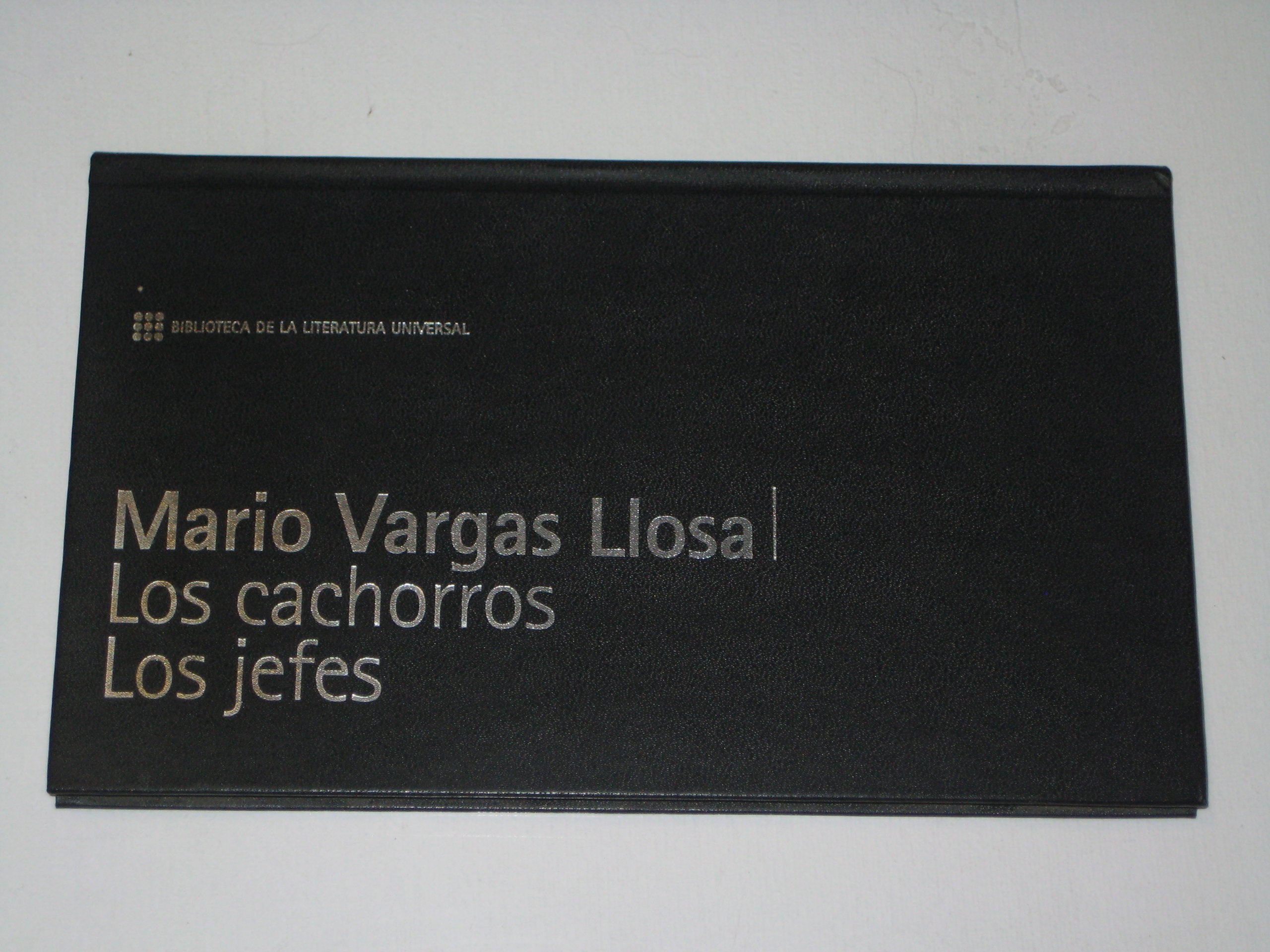 Los cachorros. Los Jefes book