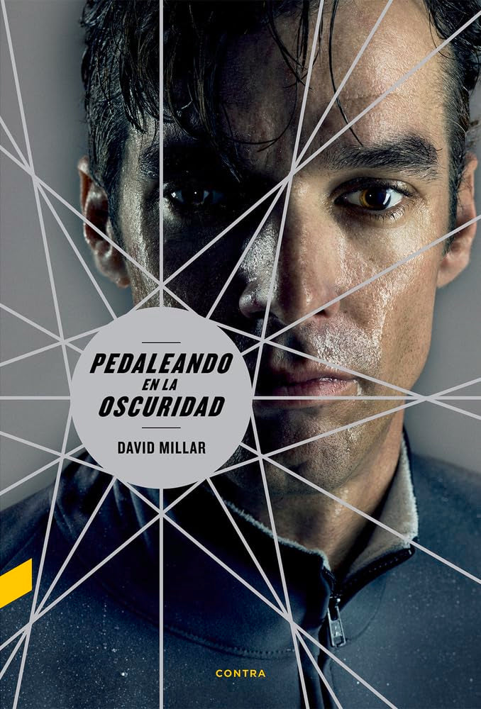 Pedaleando en la oscuridad/ Pedaling in the dark book