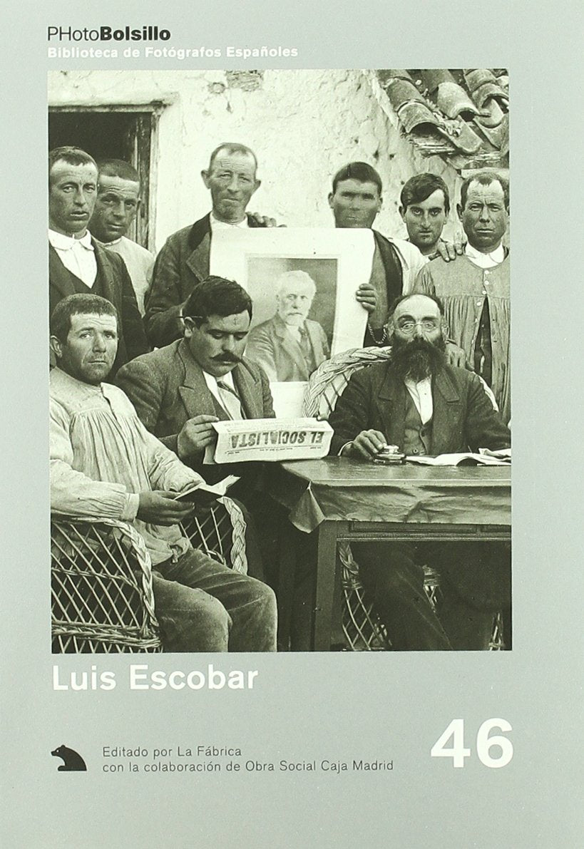 Luis Ecobar: El fotografo del pueblo book
