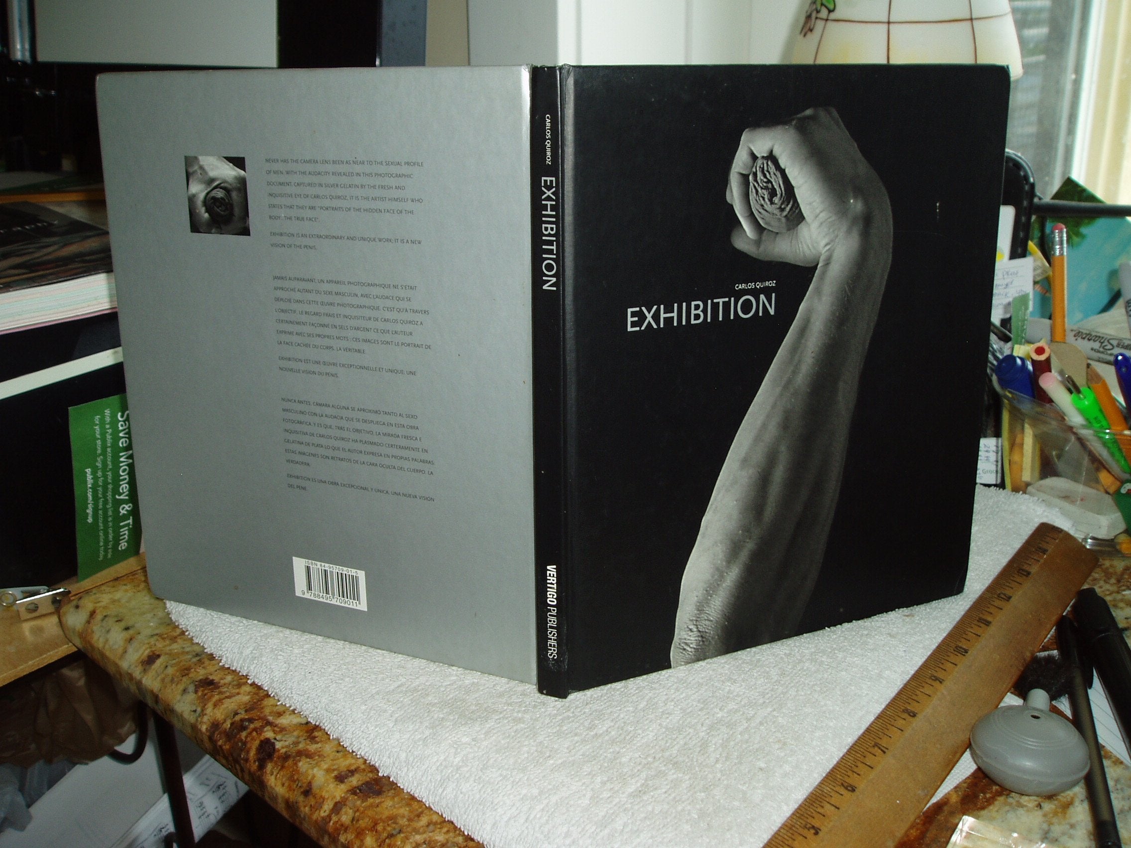 Exhibition: Text engl.-französ.-span. Photography