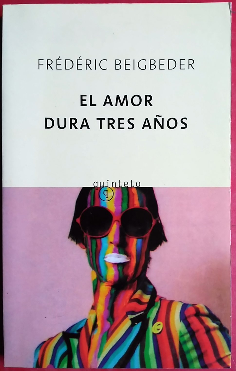 El amor dura tres anos Fiction