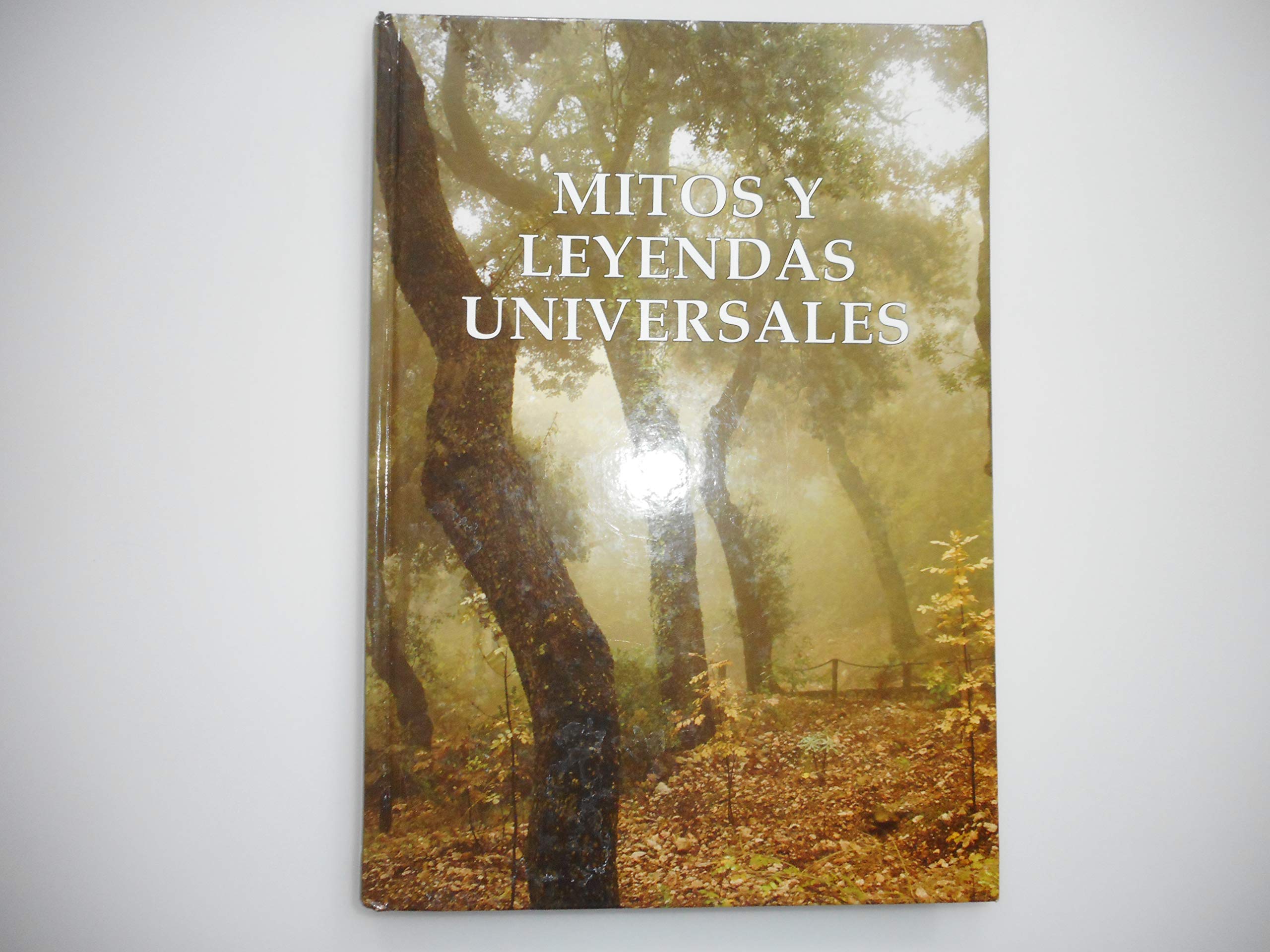Mitos y leyendas universales book