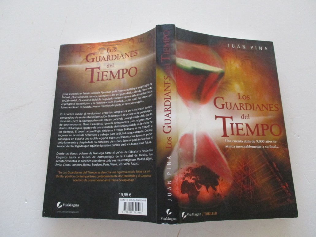 Guardianes del tiempo, los (Bolsillo (viamagna)) Books