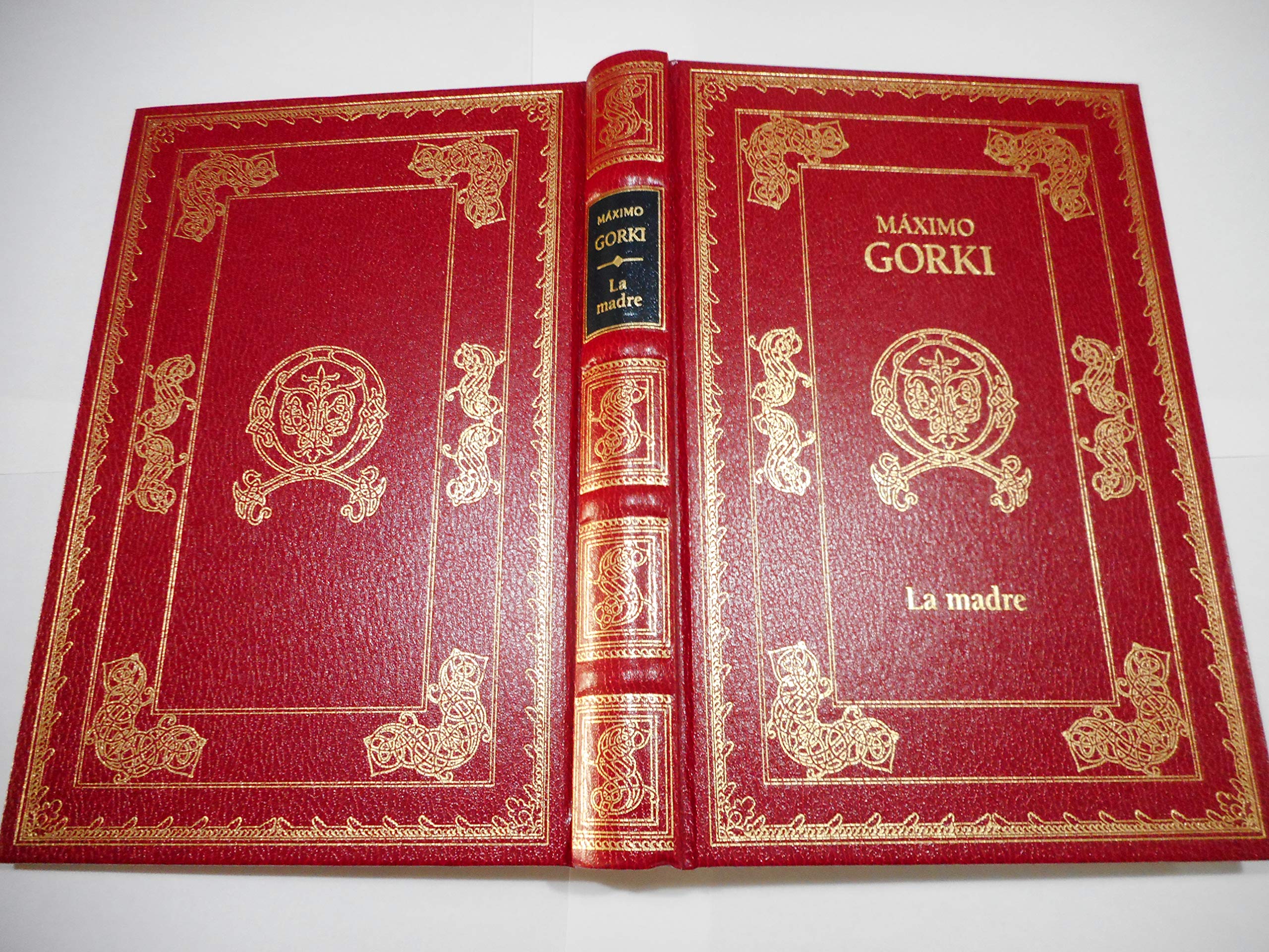 La madre (Clásicos de la literatura universal, Band 60) Classics