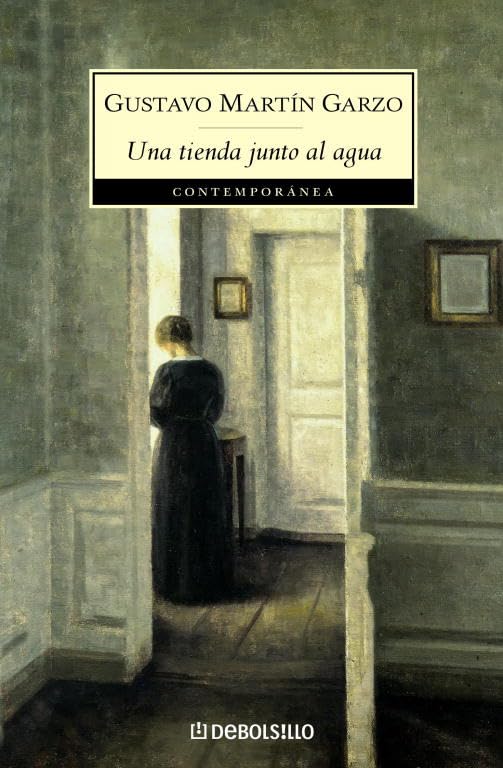 Una tienda junto al agua / A Tent Next to the Water book