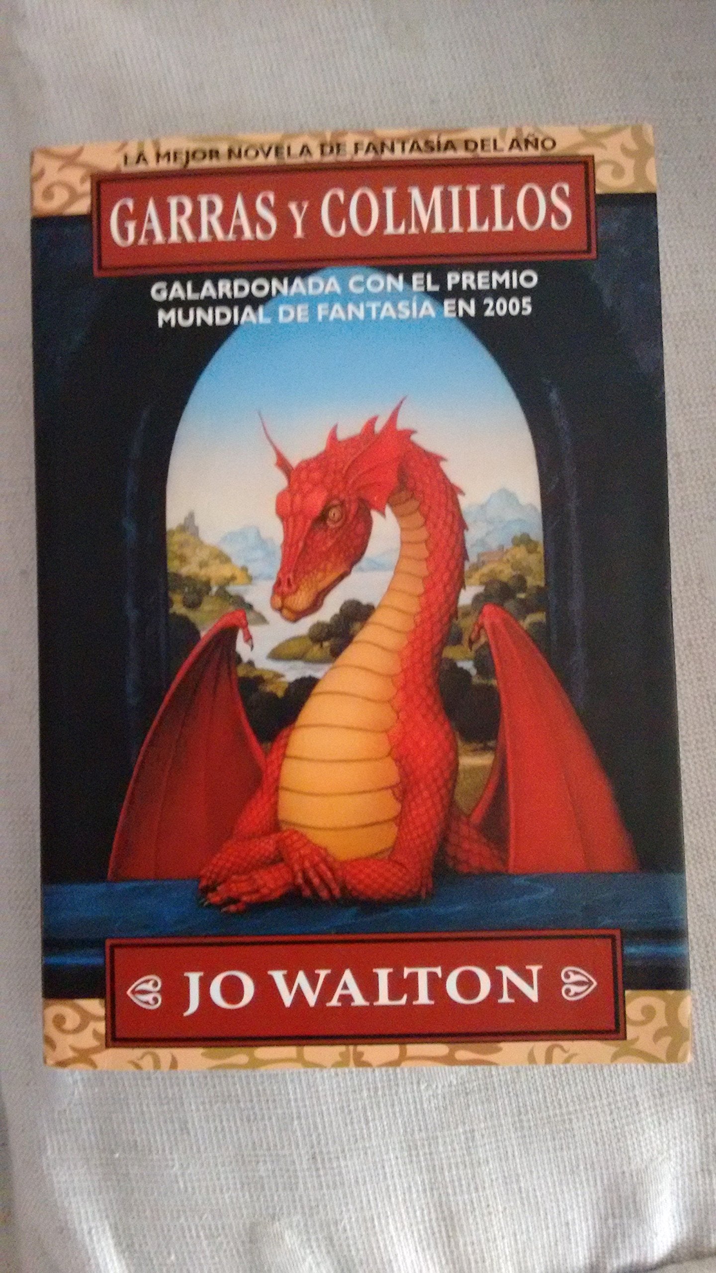 Garras Y Colmillos/ Tooth and Claw Fantasy & Sci-Fi