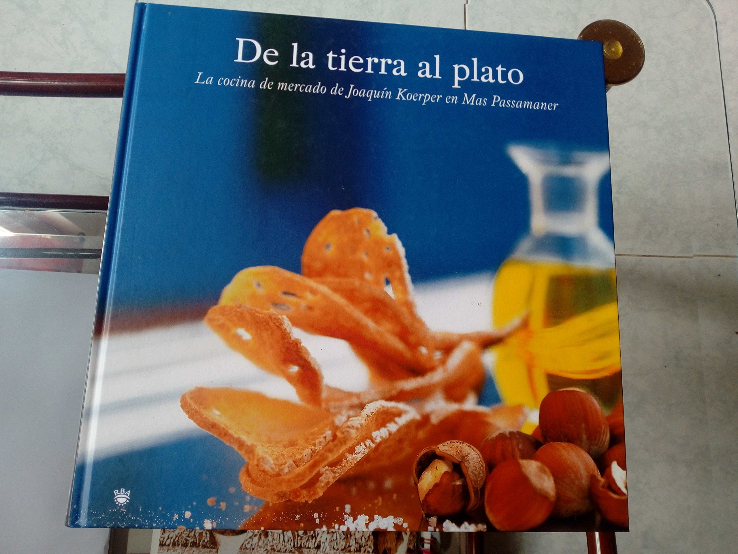 De la tierra al plato. book