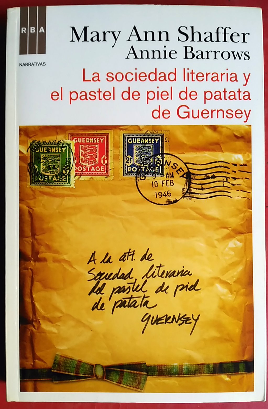 La sociedad literaria y el pastel de piel de patata International