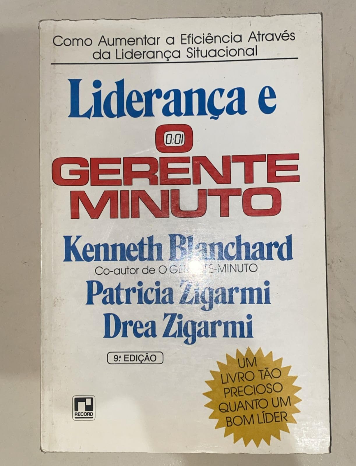Lideranca E O Gerente-Minuto (Em Portuguese do Brasil) book