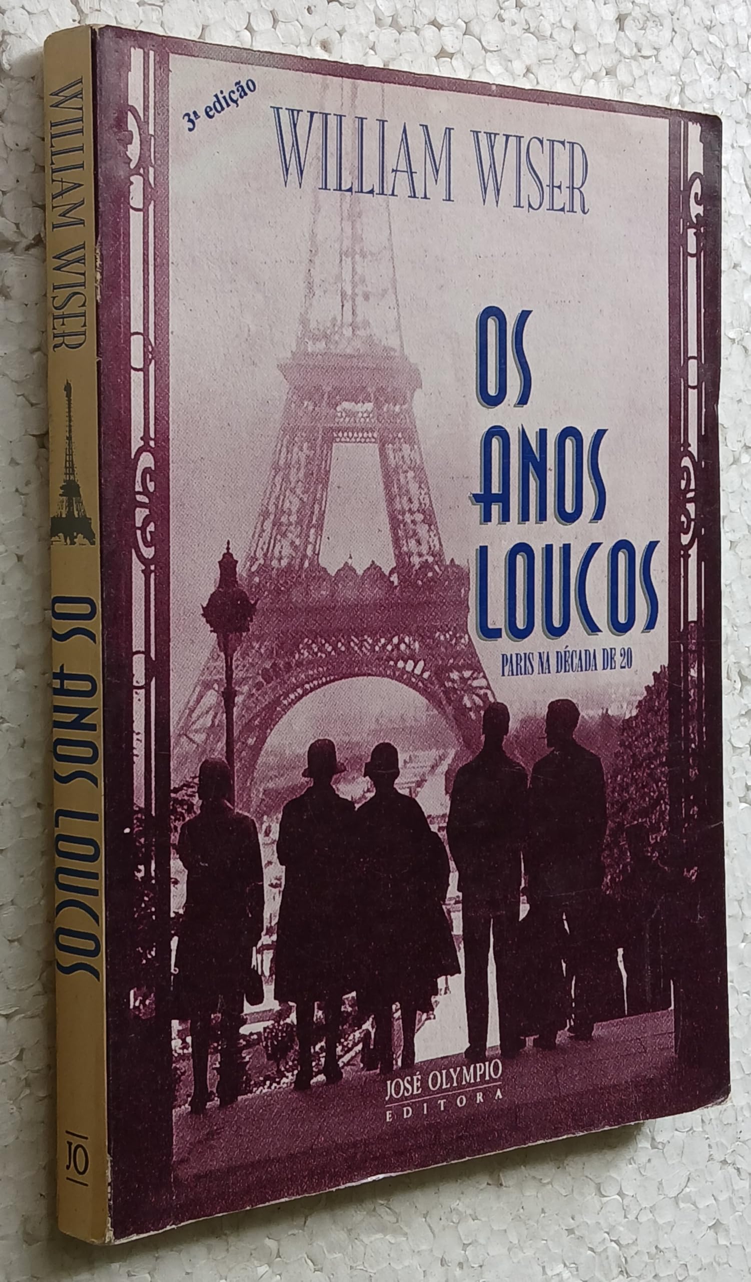 Anos Loucos (Em Portuguese do Brasil) book